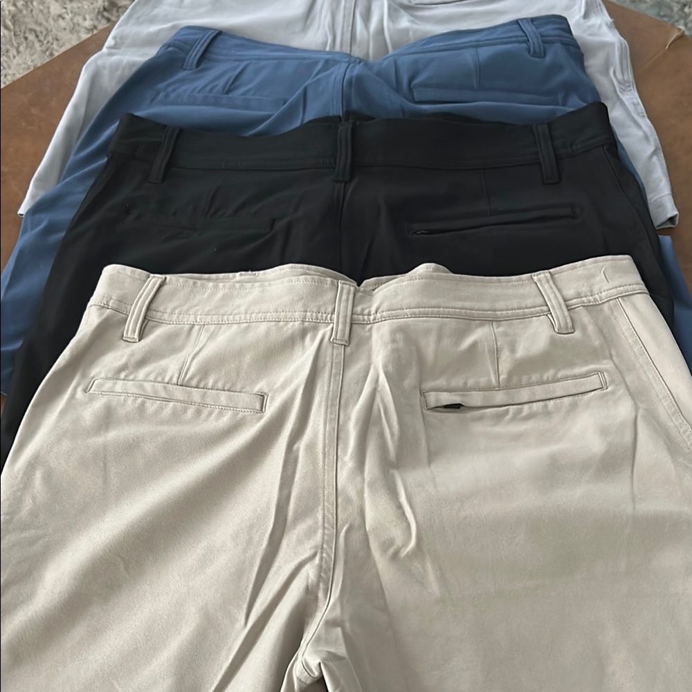Men's Chino Shorts (4) Set like new! - Picture 3 of 7